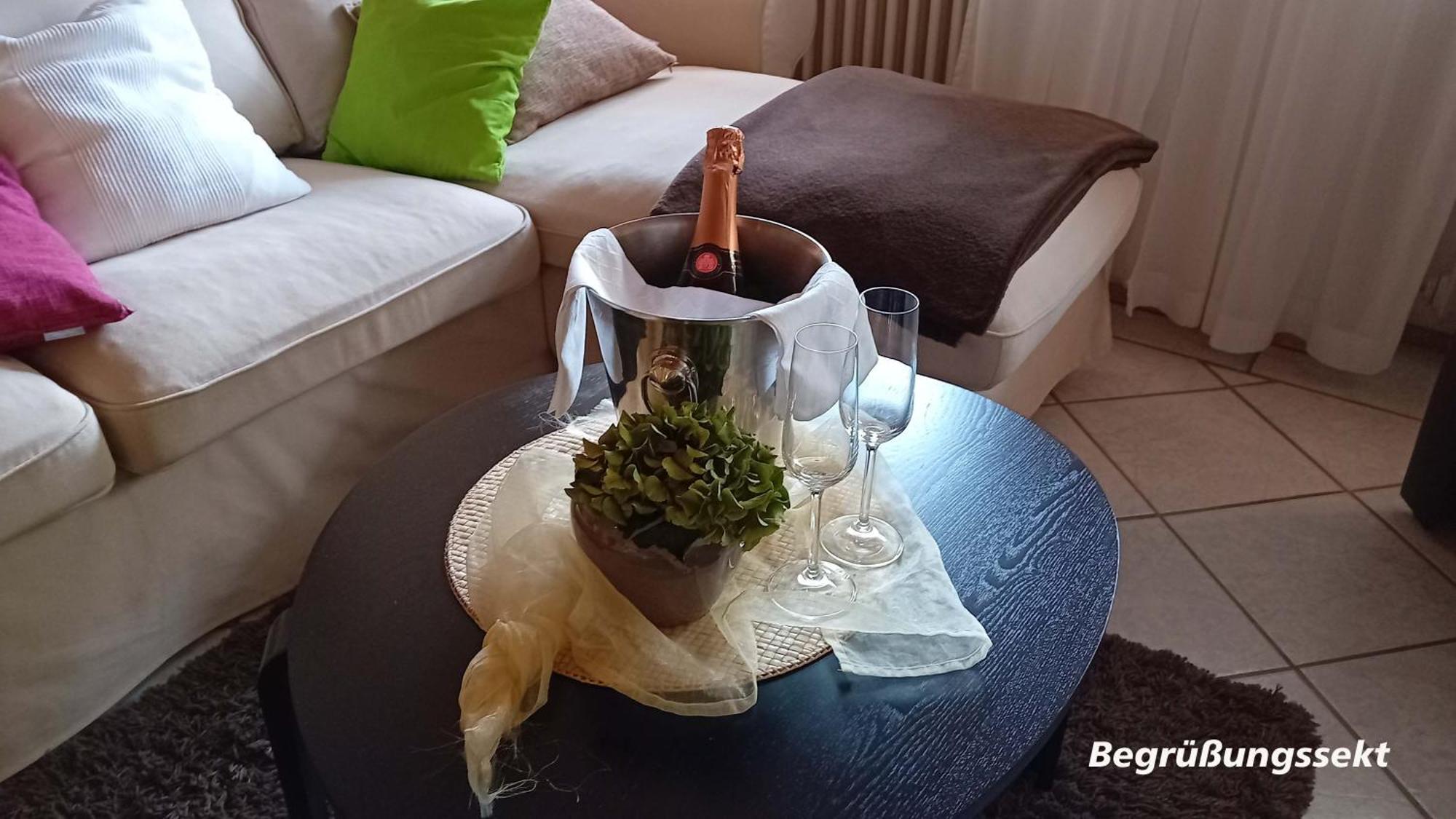 Apartamento Haus Sonnenschein Wiltingen Exterior foto