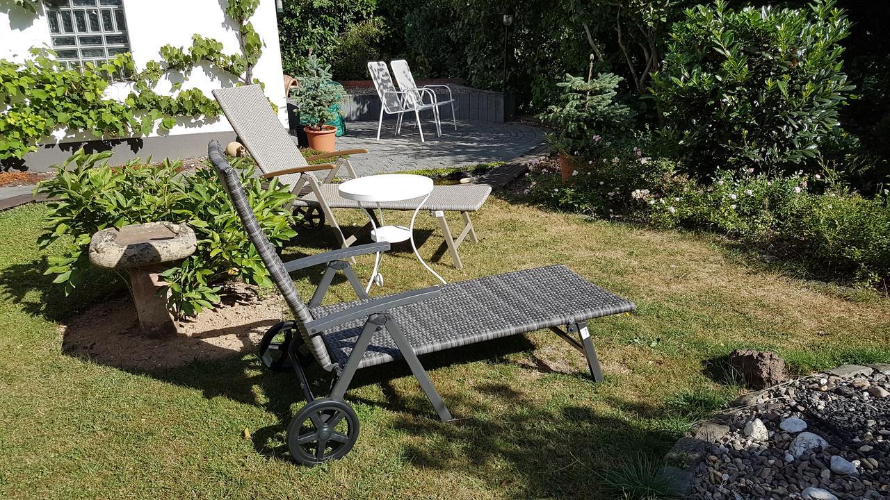 Apartamento Haus Sonnenschein Wiltingen Exterior foto